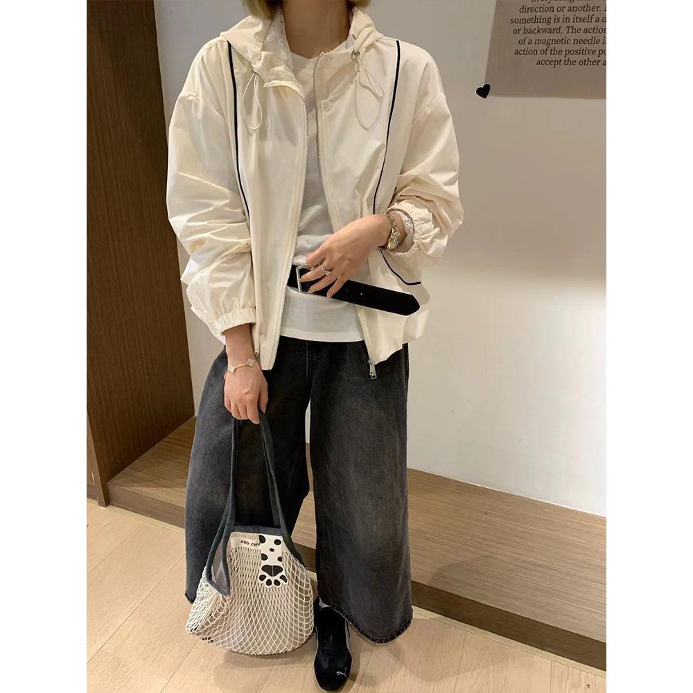 

Женская куртка с капюшоном в европейском стиле, с кружевной отделкой, для защиты от солнца - тренд весны 2025 L 57-65 kg белый