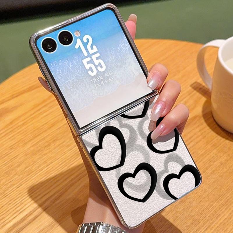 

Candy Color Love Hearts Case For Samsung Z Fold 7 6 5 Luxury Hybrid 3in1 Leather Skin Plating Folding Phone Cover For Samsung Z Fold7 Fold6 Fold5 Samsung Z Flip5 бежевий
