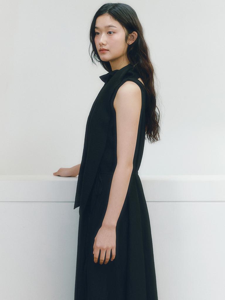 Ganiesong Halter Ribbon Breeze Dress_Black