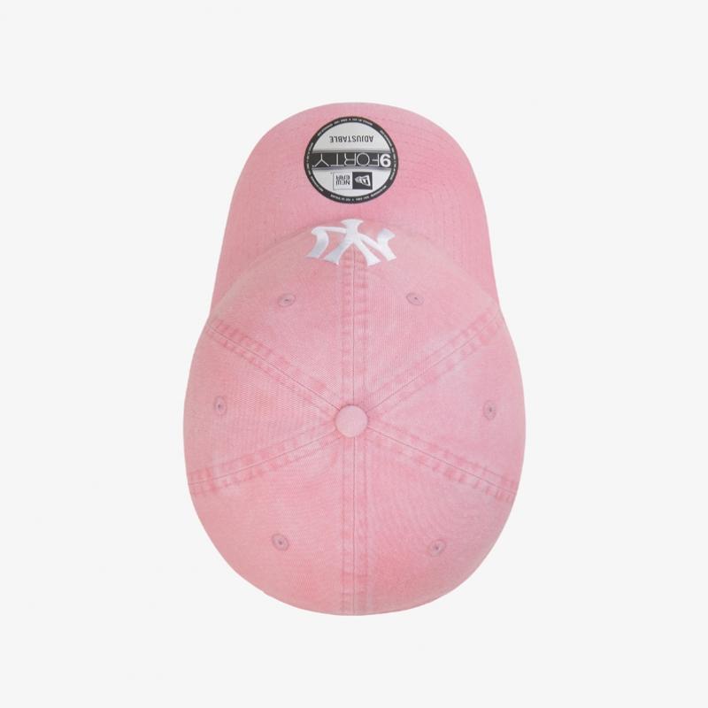 New Era New York Yankees Pigment Washed Unstructured Ballcap Pink 15131651