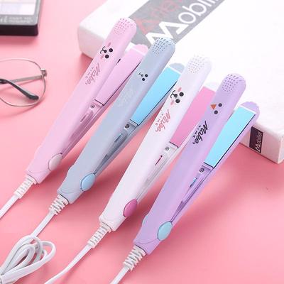 Compact Dual-Use Curling and Straightening Iron for Bangs