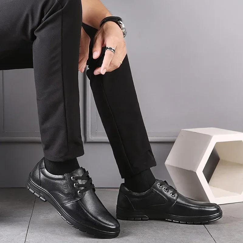 Fashion Genuine Leather Men Casual Shoes Luxury British Business Men Shoes Fashion Round Toe Lace Up Autumn Winter Old Man's Footwear