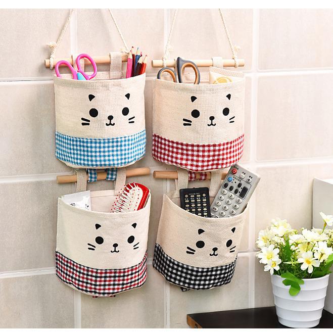 

Grid-Style Stackable Hanging Storage Bag - Simple, Stylish Storage Solution Red and Black Plaid