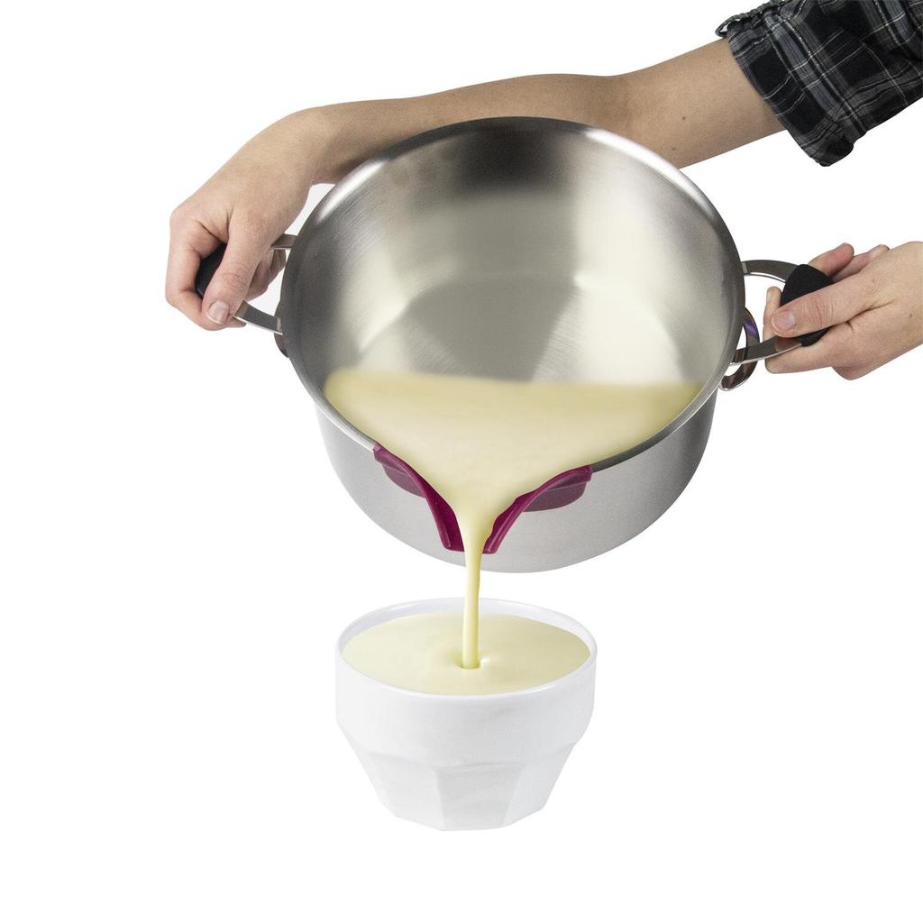 Pot Funnel, Silicone, Black, Temperature Resistant