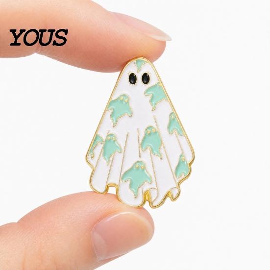 Halloween Pin Ghost Enamel Brooch, Cute Brooch Pin, Cartoon Funny Fashion Little Trendy Accessories for Bag Jacket Backpack Hat Pant Clothes