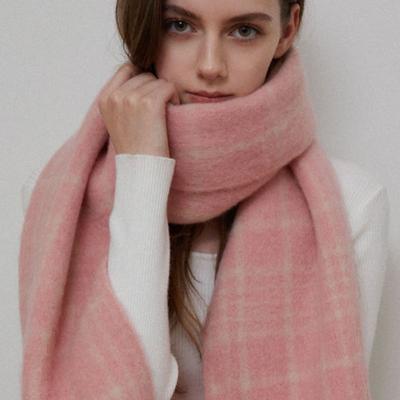 Akcesoria – Szaliki i chusty