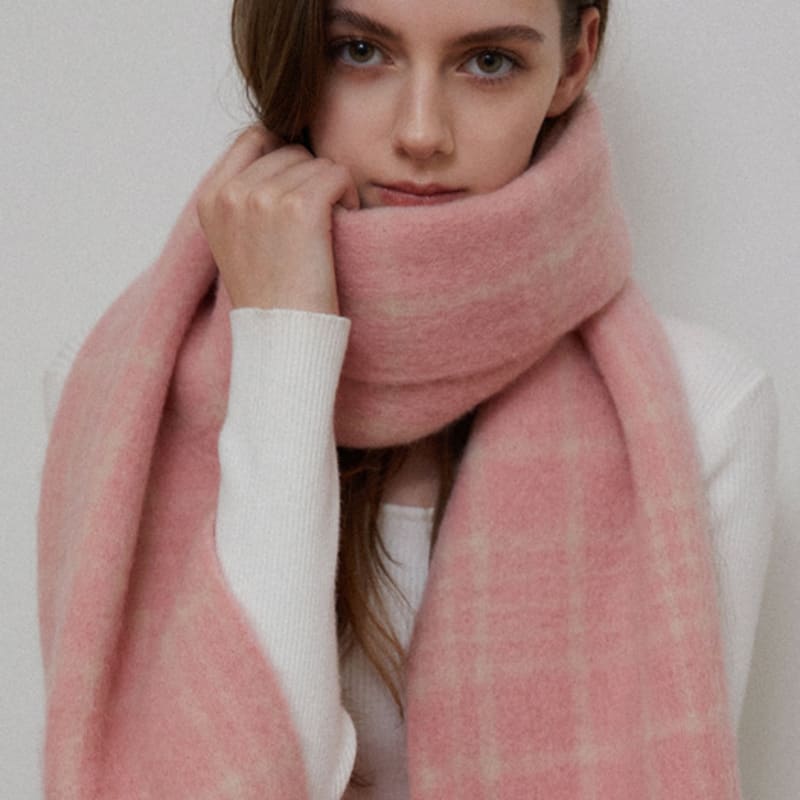 

TATIANA Snug Checked Wool Blended Muffler MF8108 Pink PINK