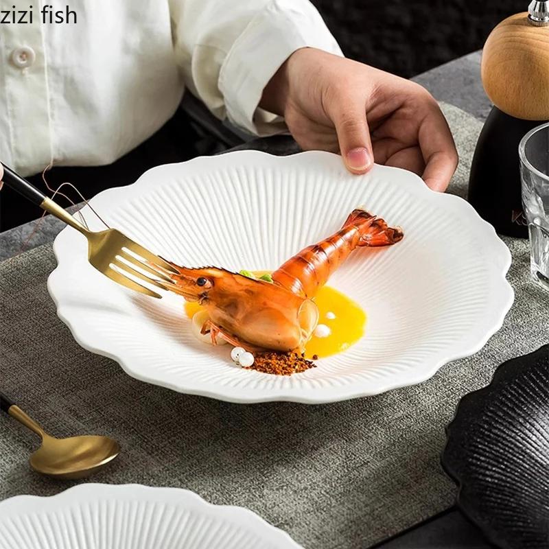 Farfurie cu dungi în formă de flori de culoare solidă Farfurie din ceramică cu friptură Farfurie cu salată Farfurii cu pește Farfurie pentru sushi Farfurii pentru desert