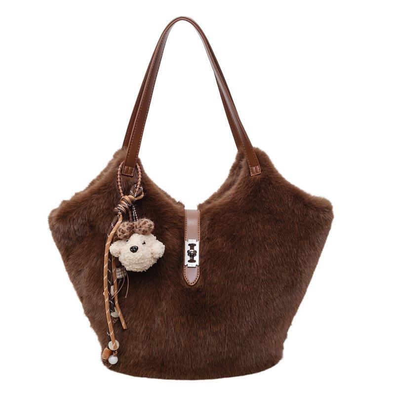 Retro Fluffy Bag Women's Large Capacity 2025 New Autumn and Winter Casual Plush Shoulder Bag Student Class Tote Bag