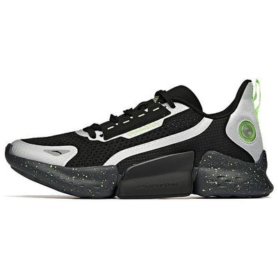 Herrenschuhe – Sportschuhe