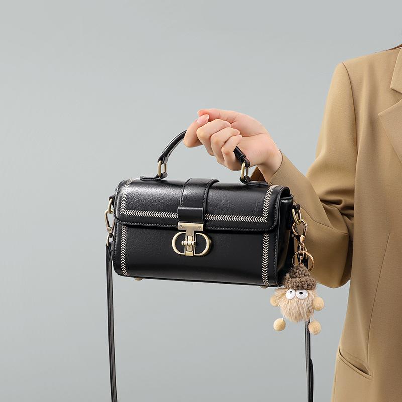 

Женская новая сумка через плечо сумка через плечо популярная высококачественная сумка через подмышку