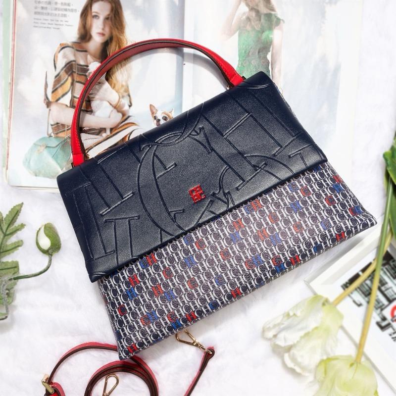 

Simple classic style women s shoulder bag fashion letter print design daily commute messenger handbag 30cm long, 10cm wide, 21cm high