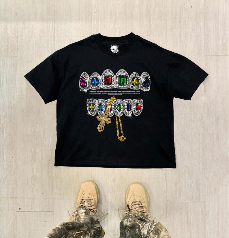 

Унисекс Футболка оверсайз с графикой GRILLZ CROSS Chain S