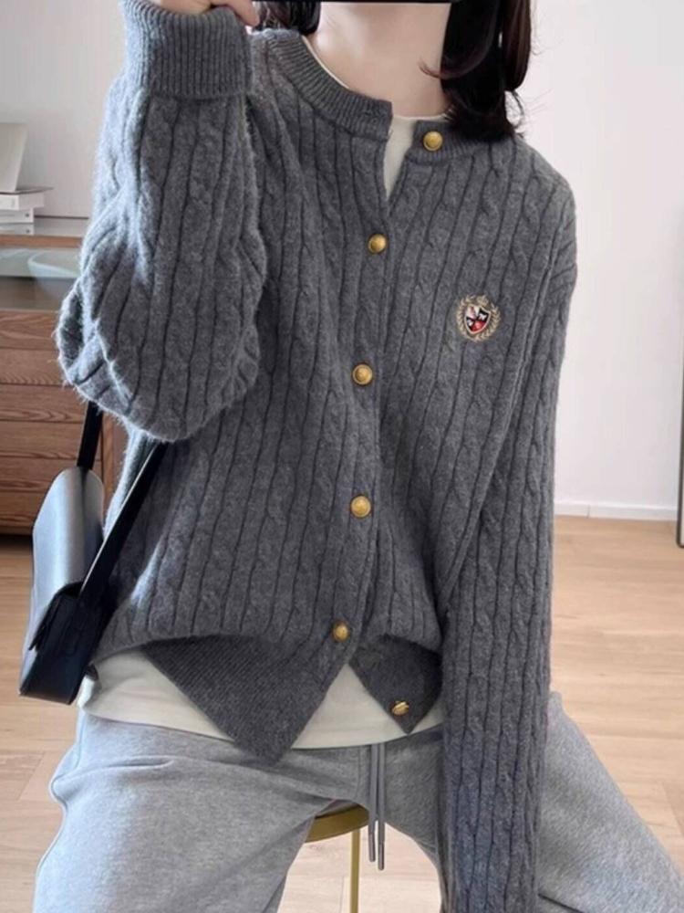 

Autumn Pretty Casual Knitted Cardigan Women Chic Design Embroidery Solid Single Breasted Tops Female France Fashion Loose Clothes New 2024