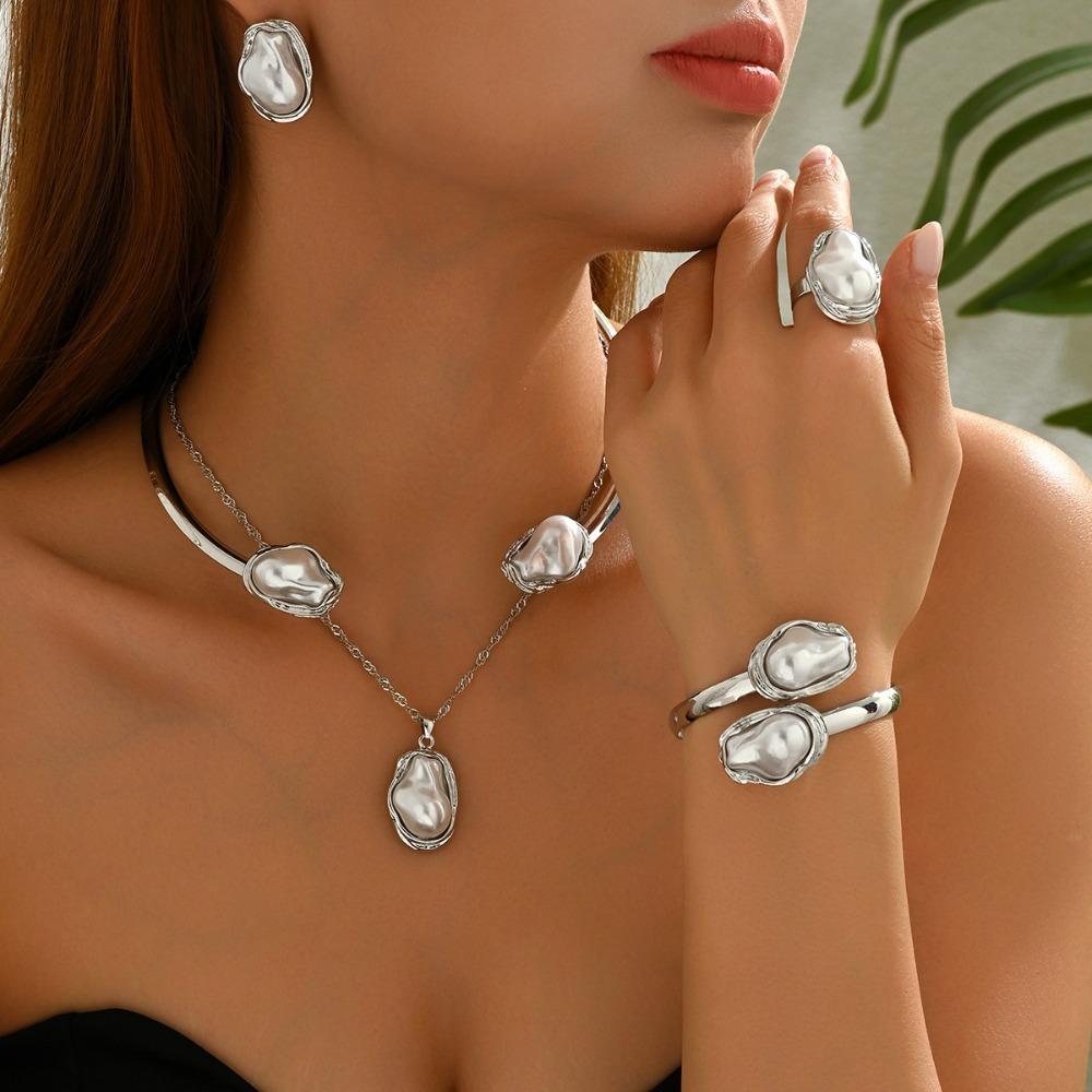 5pcs/set Punk Style Pearl Necklace Set Imitation Pearl Choker Necklace Set Women Jewelry