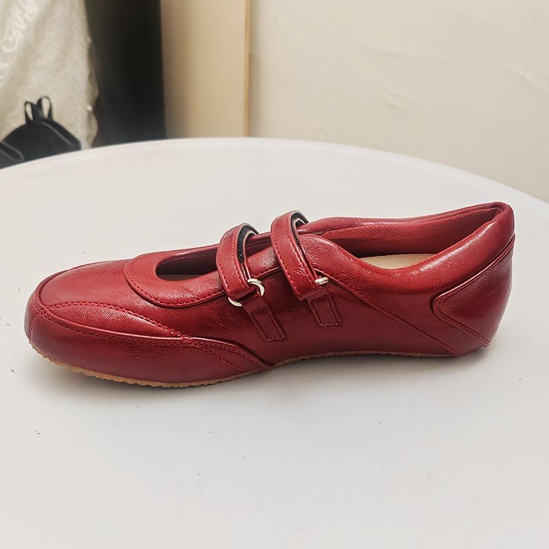 Women's Shoes Retro Red Mary Jane Shoes Women's Inner Height Increase Casual Ballet Shoes Flat Single Shoes Fashion