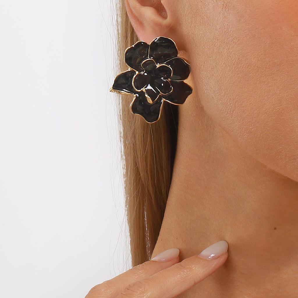 Cross Border Trendy Exaggerated Layered Style Oil Drip 3D Flower Earrings Vintage Hong Kong Style Ear Studs For Women