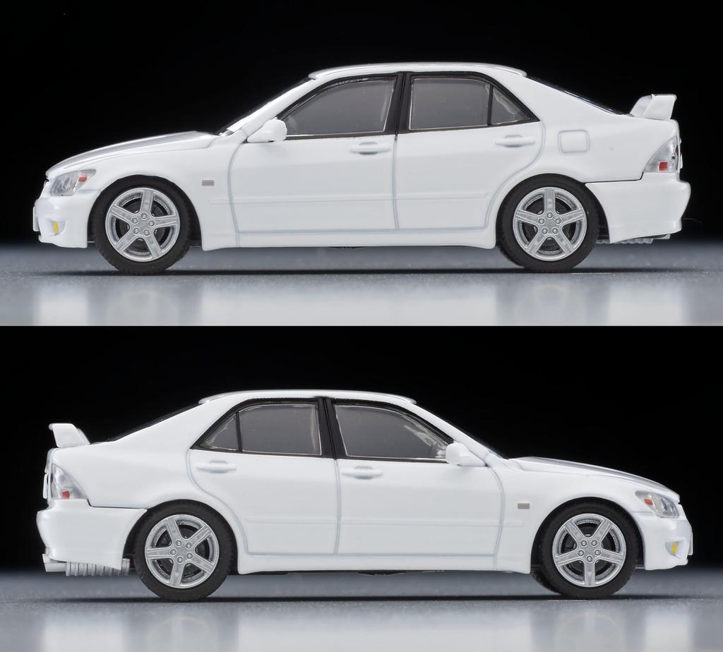 TOMYTEC Tomica Limited Vintage Neo Toyota Altezza RS200 Z Edition Weiß Modell 2002 Fertigprodukt 334569 LV-N227c