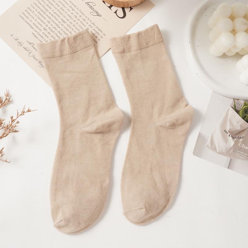 Versatile Solid Color Mid Tube Socks Japanese Casual Breathable Pile Socks Comfortable