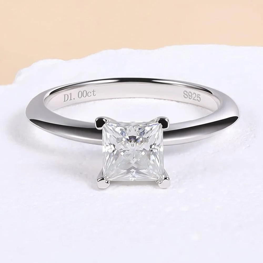 M-JAJA 1CT Princess Cut Moissanite Engagement Ring for Women S925 Silver Gold Plated Diamond Wedding Band Fine Jewelry