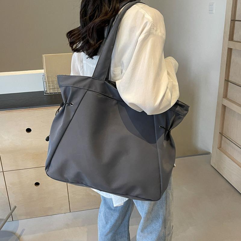 Casual Fashion Large Capacity Tote Bag Simple Travel Bag Women Large Shoulder Bag Handbags Drawstring Tote Handbag