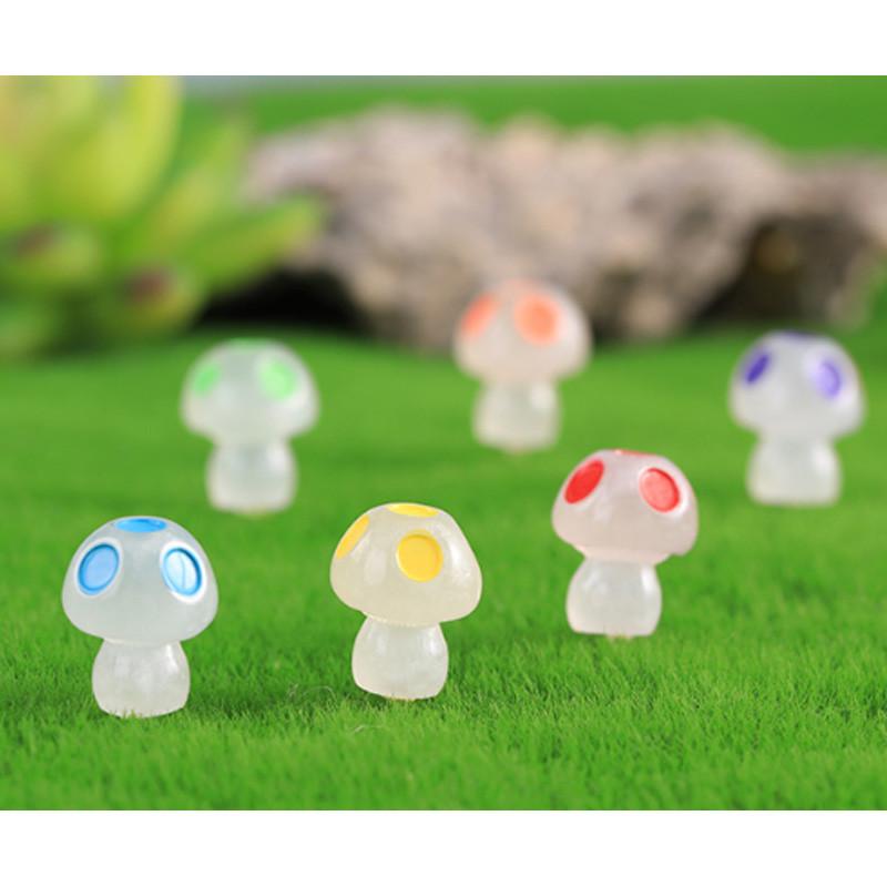 Vibrant Glo-in-the-dark Resin Mushroom Figurines Cute Garden Miniatures Wholesale