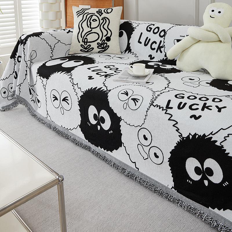 Cartoon Black and White Chenille Sofa Cover Cloth Sofa Blanket All-inclusive Dustproof Four Seasons Universal Cartoon Cute Sofa Cover Towel