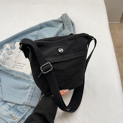 Einfache ultraleichte Nischentasche Damenhandtasche Sommer Nylon Sport Fitness Tasche Schulter Umhängetasche Stofftasche leichte Beuteltasche