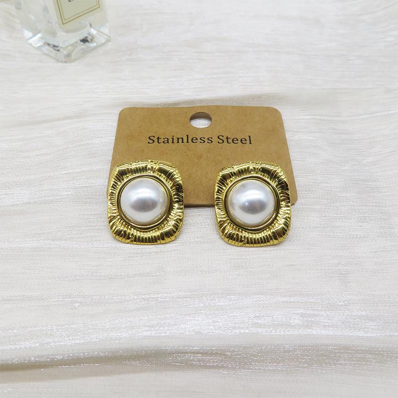 18K Barock-Perlen-Ohrstecker: Retro Edelstahl, Vielseitiges High-End-Design für Frauen