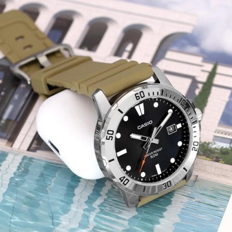 Casio Diverlook Black Marlin Black Round Sporty Urethane Watch