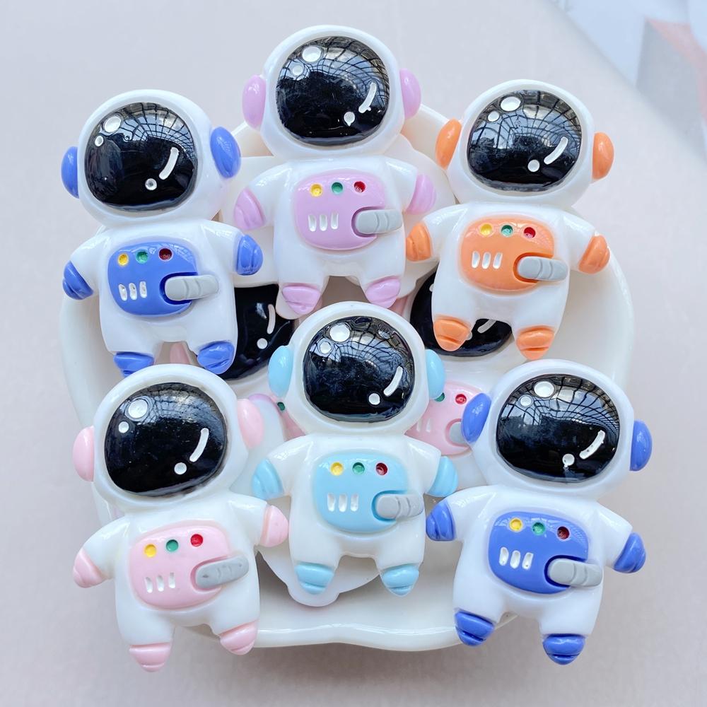 5pcs/10Pcs New Cute Resin Cartoon Astronaut Series Flat Back Scrapbooking DIY Jewelry Craft Decoration Accessories