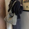 2025 Autumn and Winter New Retro Large-capacity Tote Handbag Fashionable Versatile Foreign Gas Bucket Shoulder Bag