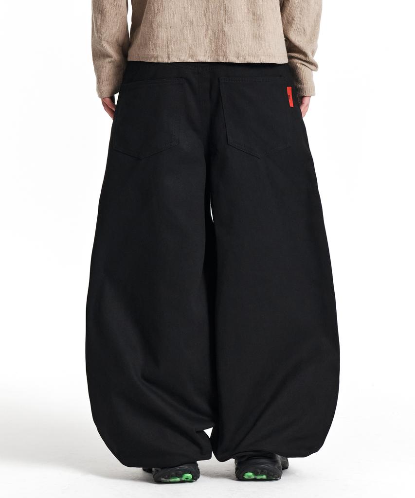 Gicheol Sturdy Balloon Pants (Black)
