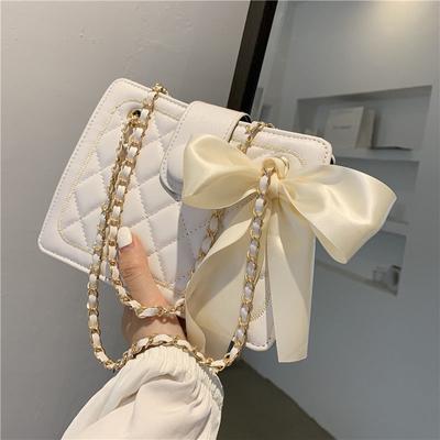 Bolsa de Lenço de Seda de Primavera Bolsa de Corrente de Diamante Moda Feminina Bolsa de Ombro Texturizada Bolsa de Mensageiro