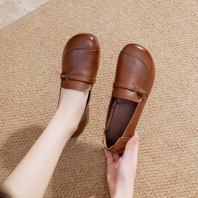 Middle-aged and Old Deep-mouth Retro Single Shoes Women's Autumn New Leather Flat-heeled Soft-soled One-pedal Round-head Mother Shoes
