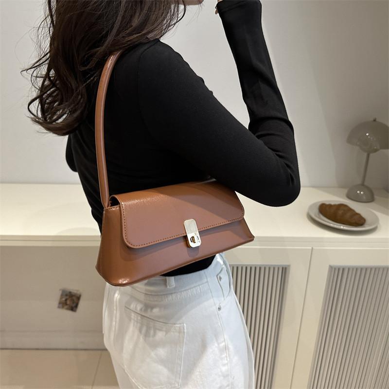 Trendy Street Style Women's Shoulder Bag Retro Small Square Bag For Everyday Use