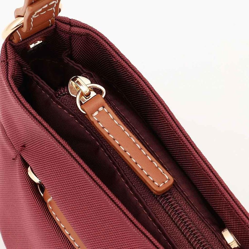 Labagagerie Polyester Canvas Tuck Pouch B008701 Wine (58)