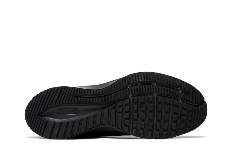 Nike Quest 4 Black Metallic Gold