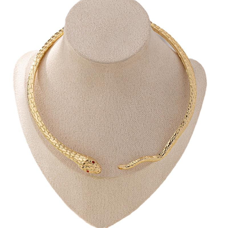 Personality Trendy Exaggerated Alloy Snake Shape Vintage Clavicle Choker Necklace For Women