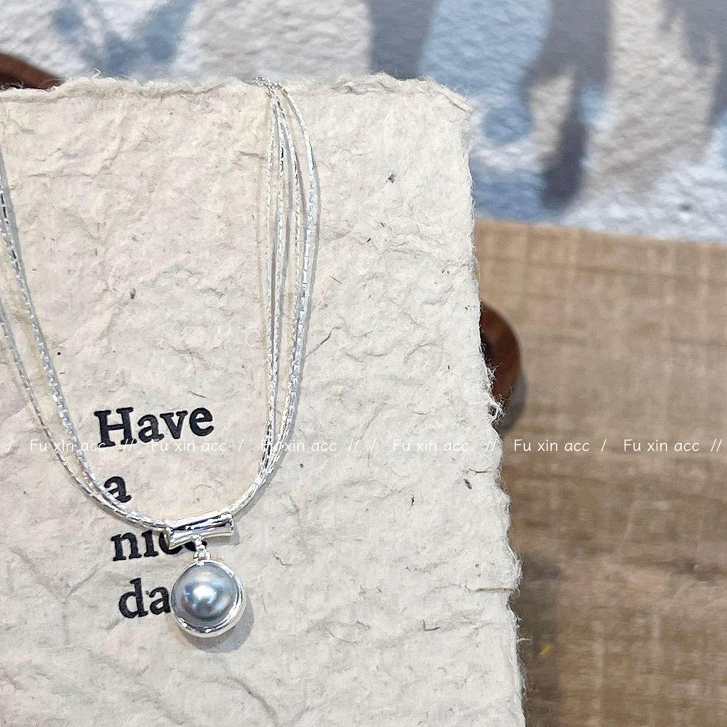 Elegant Gray & White Double-Sided Pearl Pendant Necklace - Minimalist Niche Choker & Versatile Clavicle Chain for Women