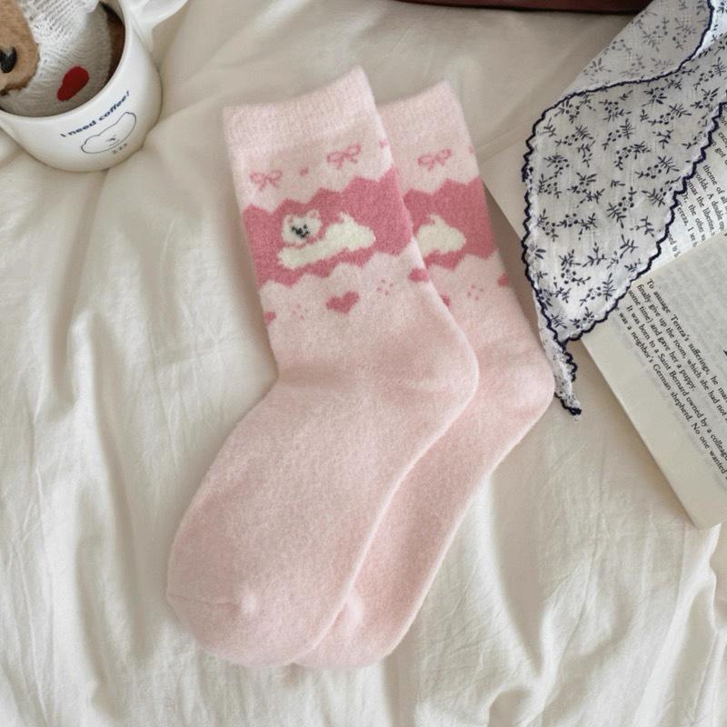 Pink Puppy Women's Wool Mid-Calf Socks - Thick Warm Cartoon Plush for Autumn/Winter.
