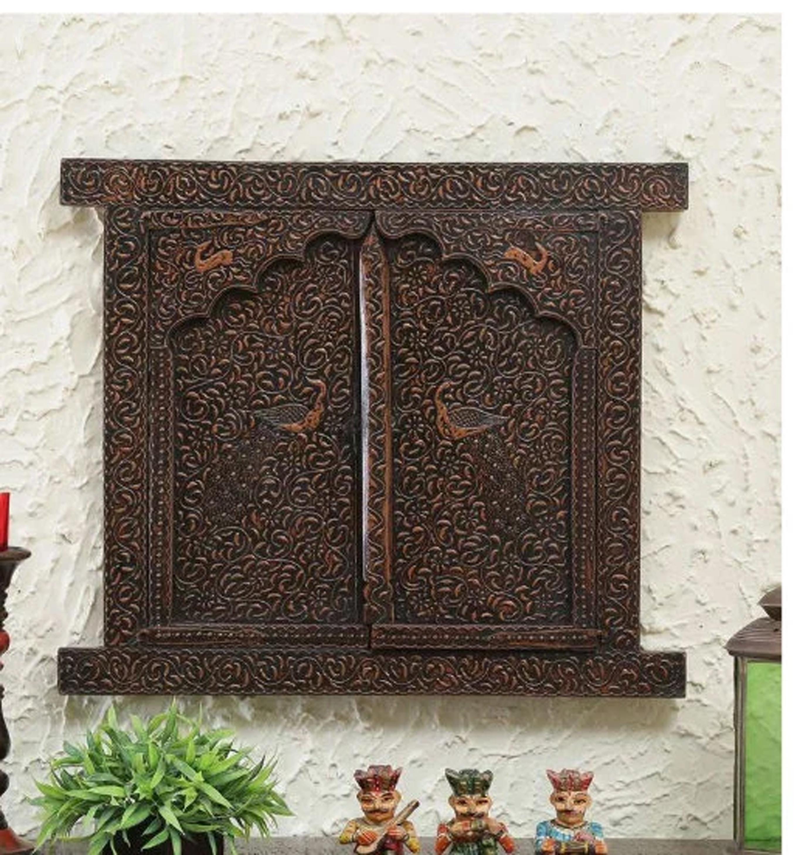 

Handmade Carved Wood Wall Hanging Window: Antique Peacock Painting, Indian Folk Art разноцветный