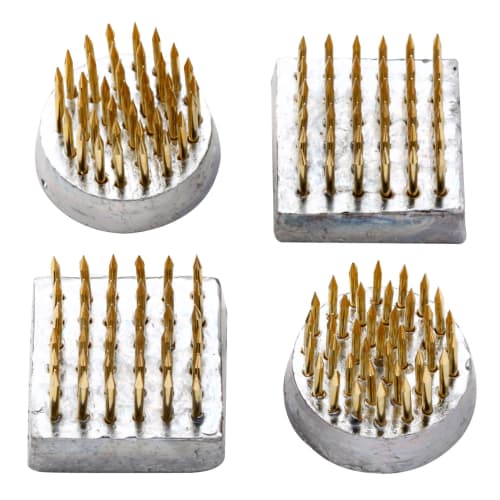 

Hanakatsu Mini Flower Vase Set of 4 (940 yen)