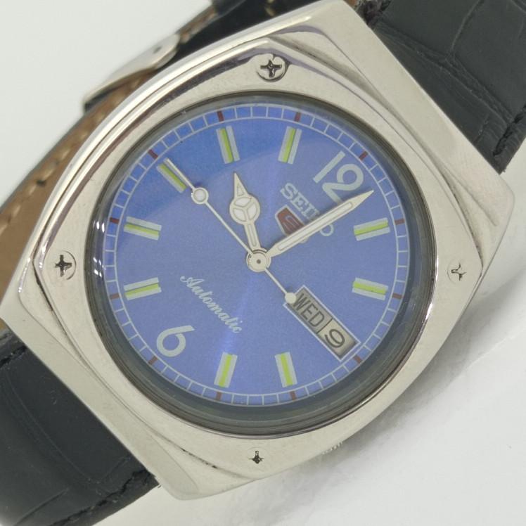 

Б/У SEIKO 5 AUTOMATIC 7019A JAPAN MENS DAY/DATE BLUE DIAL WATCH 007-a412797-2 Sku007-a412797