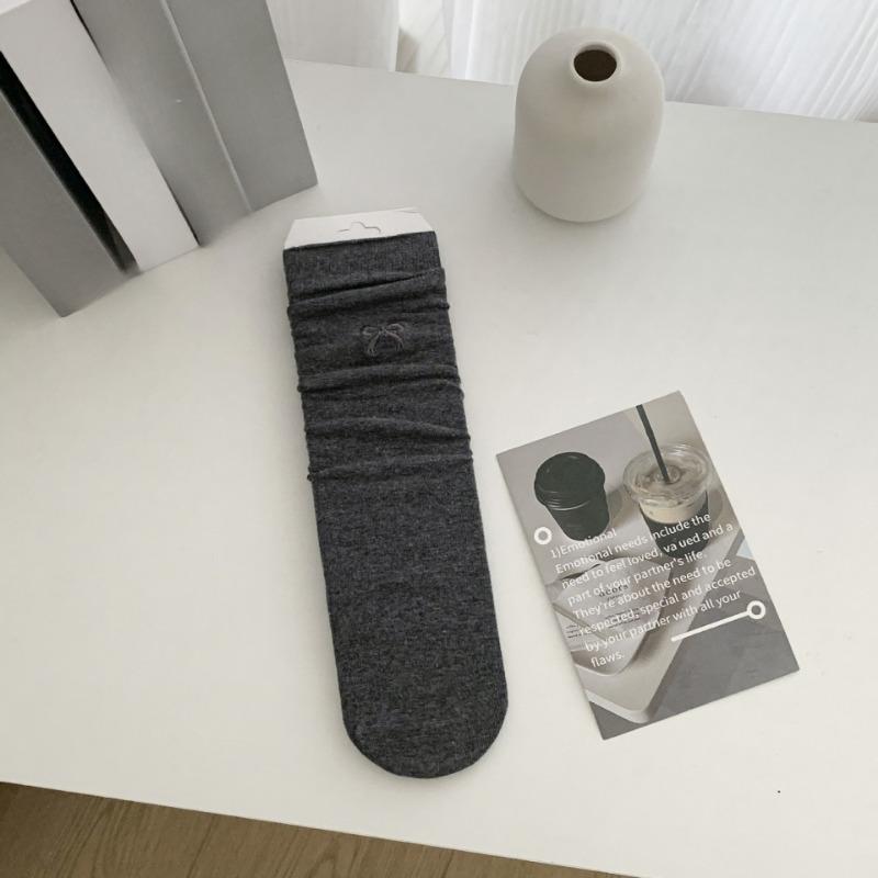 5 Pairs of Summer Women's Thin Ballet Style Fashionable Embroidered Bow Sweat Absorbing and Breathable Mid Calf Socks