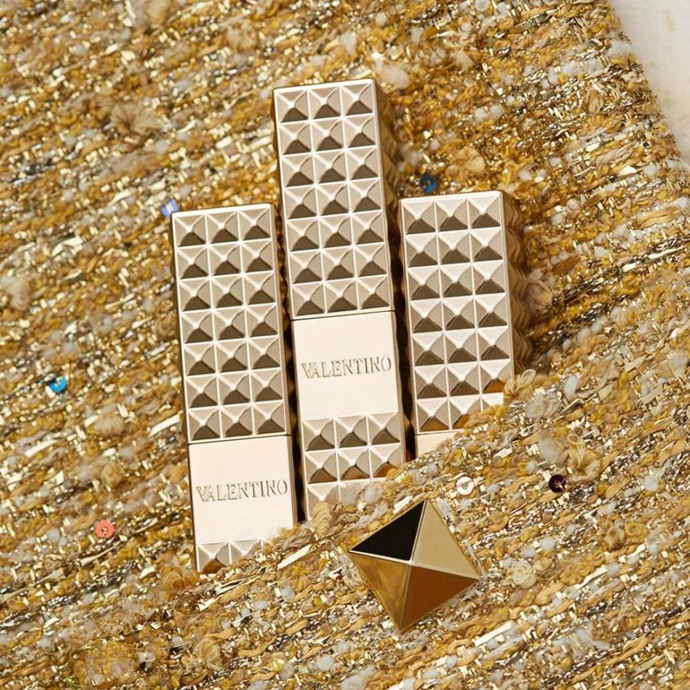 VAlentino Spike VAlentino Buttery MAtte Lipstick 1.6 Oz   28.3 G 600A Put A Spike On It