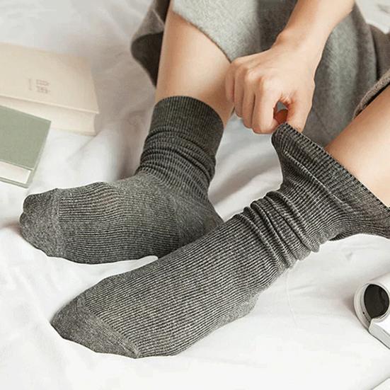 Mode Mädchen Frauen Weiche Strick Socken Lässige Baumwollmischung Mittelrohr Strümpfe