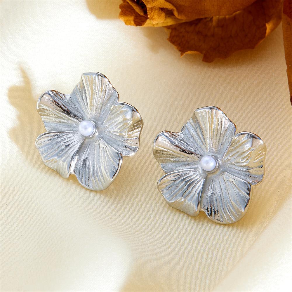 

Серьги-гвоздики из золота с французским темпераментом, серьги с жемчугом в нишевом стиле, легкие, роскошные, высококачественные серьги