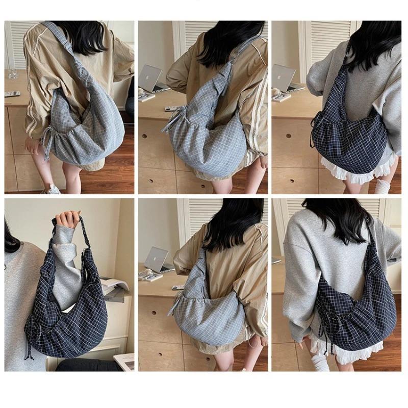 Lightweight Drawstring Cow Horn Shoulder Bag for Women Large Capacity Canvas Travel Handbags Girls Pleated Plaid Crossbody Bag