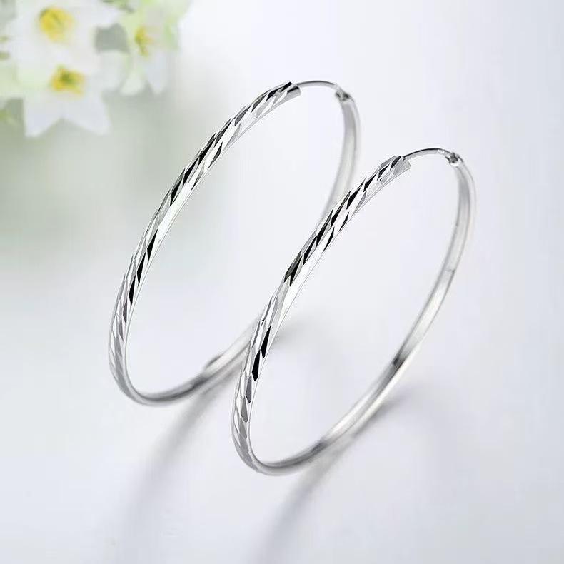 Sterling Silver Three-Sided Floral Carved Hoop Earrings - Women's Exaggerated Fashionable Round Ornaments